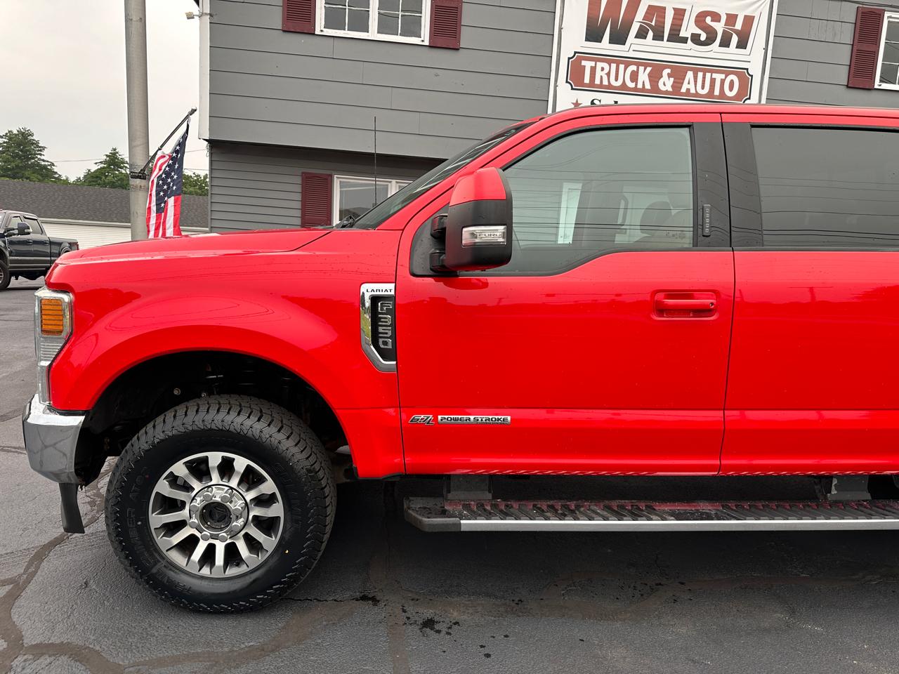 Ford F-350 SD Lariat Crew Cab Short Bed 4WD 2022