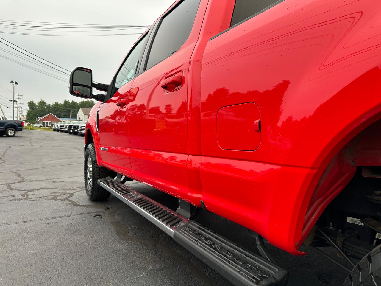 Ford F-350 SD Lariat Crew Cab Short Bed 4WD 2022