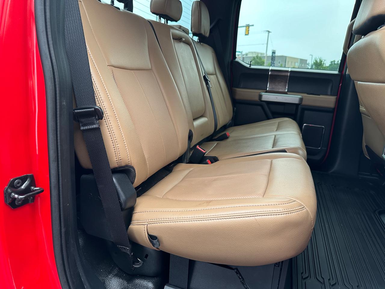 Ford F-350 SD Lariat Crew Cab Short Bed 4WD 2022