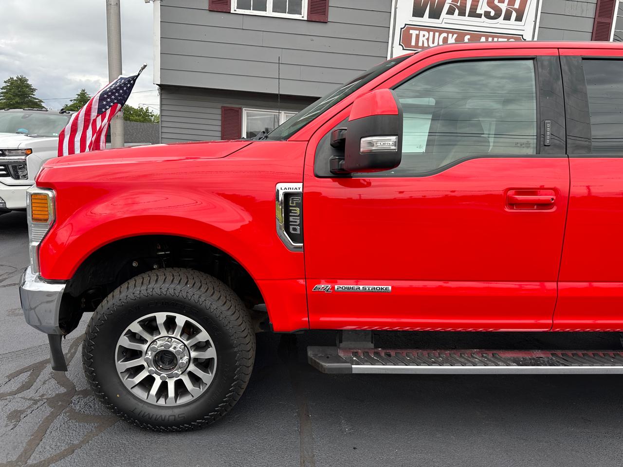 Ford F-350 SD Lariat Crew Cab Short Bed 4WD 2022