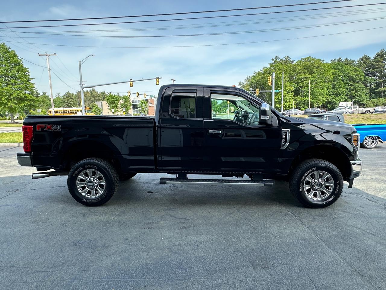 Ford F-250 SD XLT SuperCab 4WD 2018