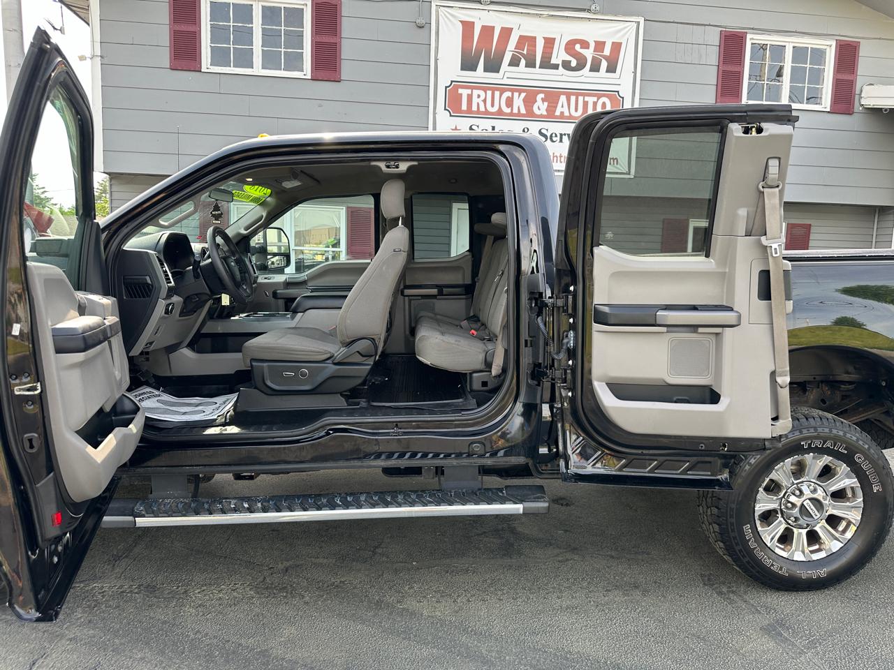 Ford F-250 SD XLT SuperCab 4WD 2018