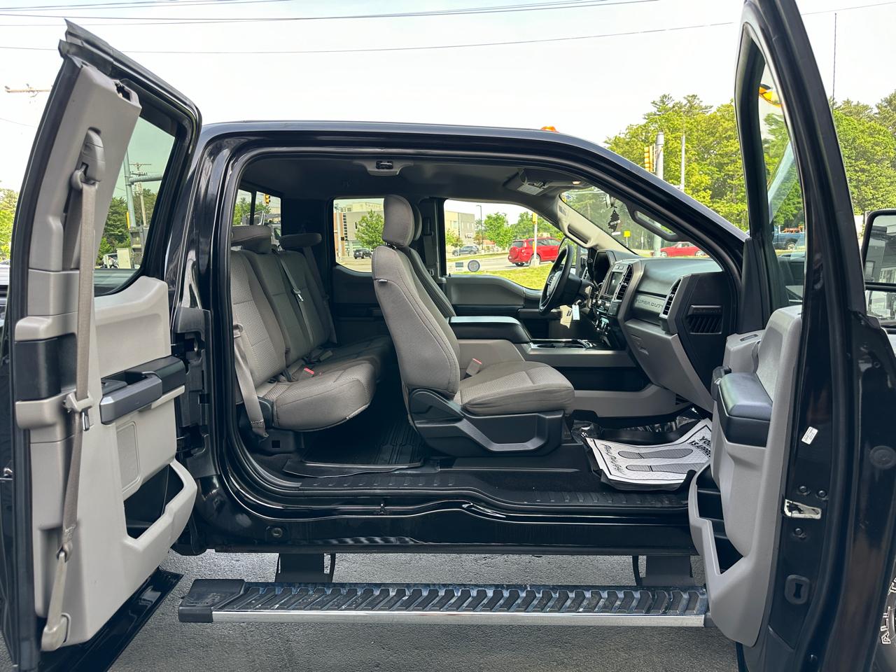 Ford F-250 SD XLT SuperCab 4WD 2018