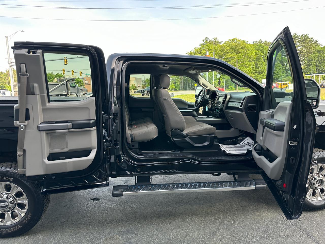 Ford F-250 SD XLT SuperCab 4WD 2018