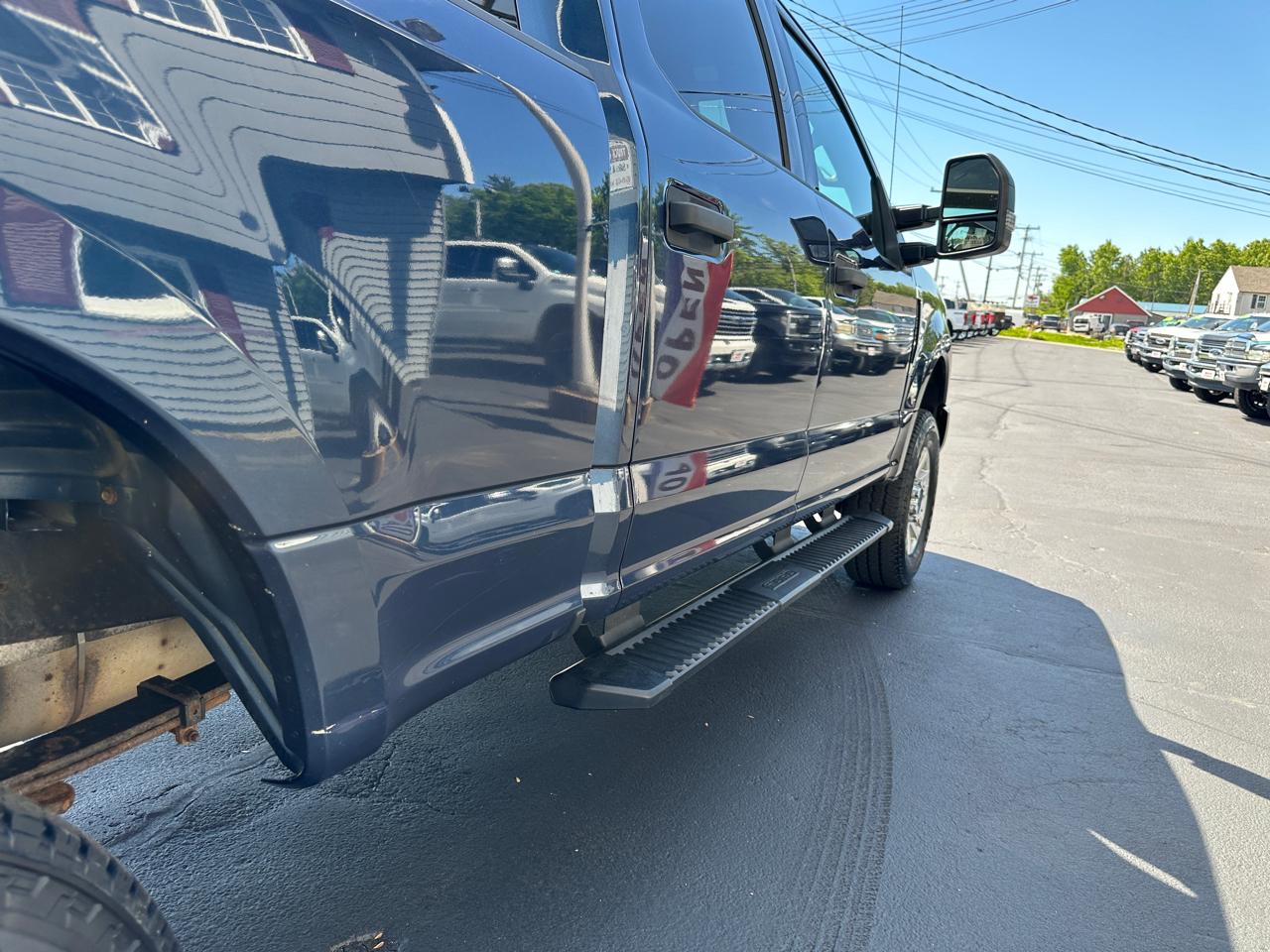 Ford F-250 SD XLT Crew Cab 4WD 2018