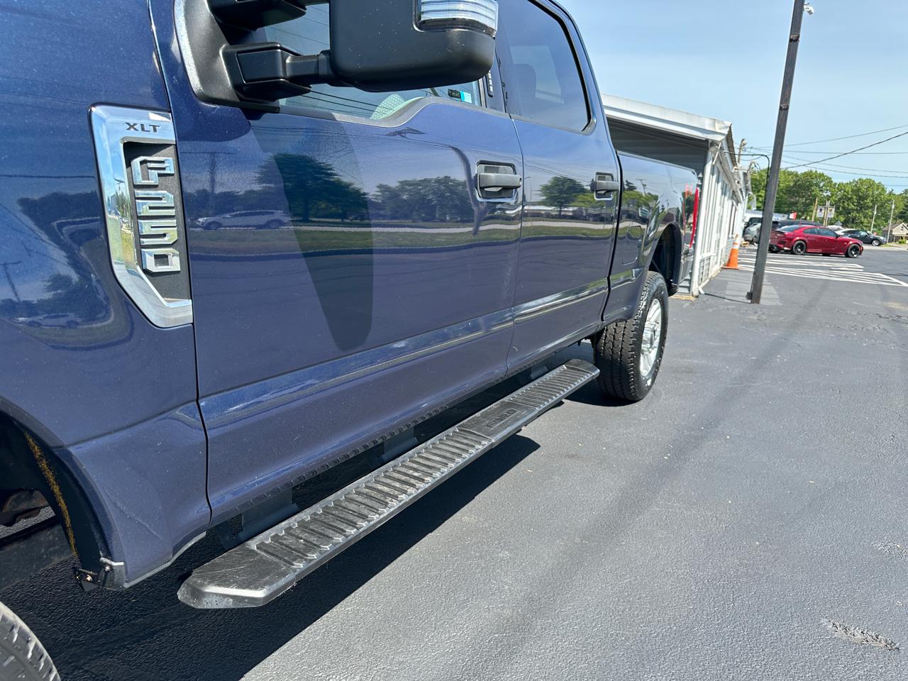 Ford F-250 SD XLT Crew Cab 4WD 2018