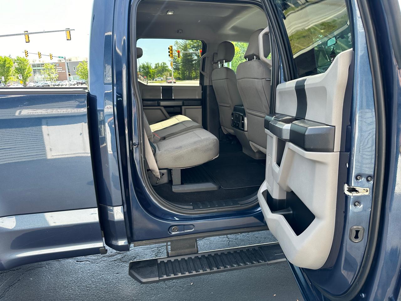 Ford F-250 SD XLT Crew Cab 4WD 2018
