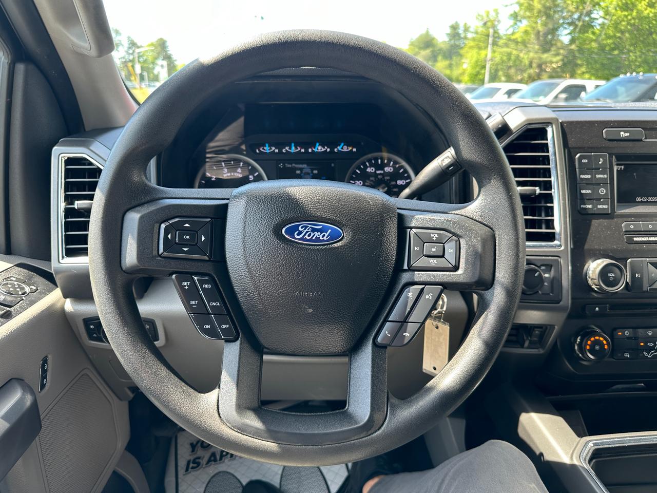 Ford F-250 SD XLT Crew Cab 4WD 2018