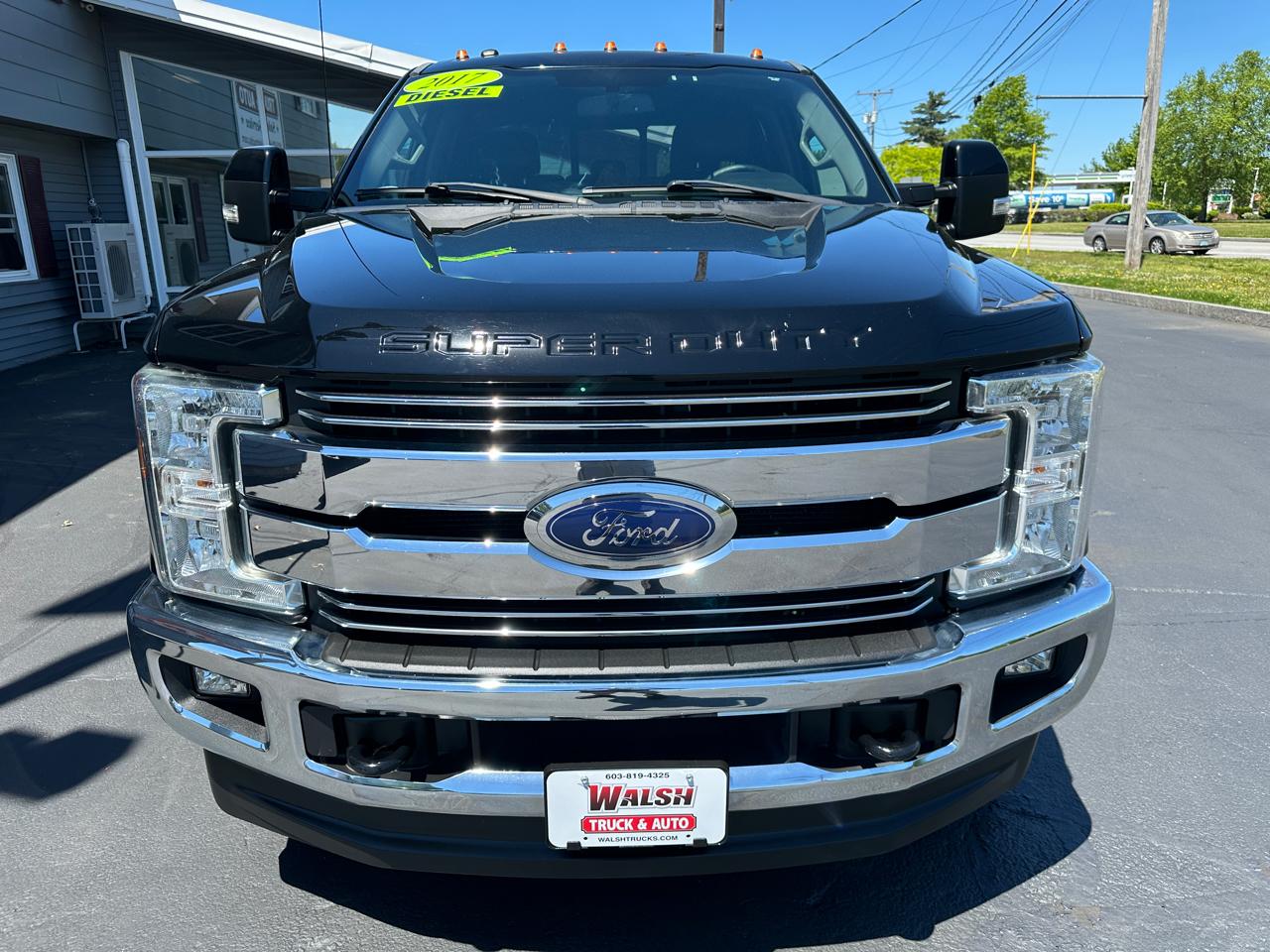 Ford F-350 SD Lariat Crew Cab Long Bed 4WD DRW 2017