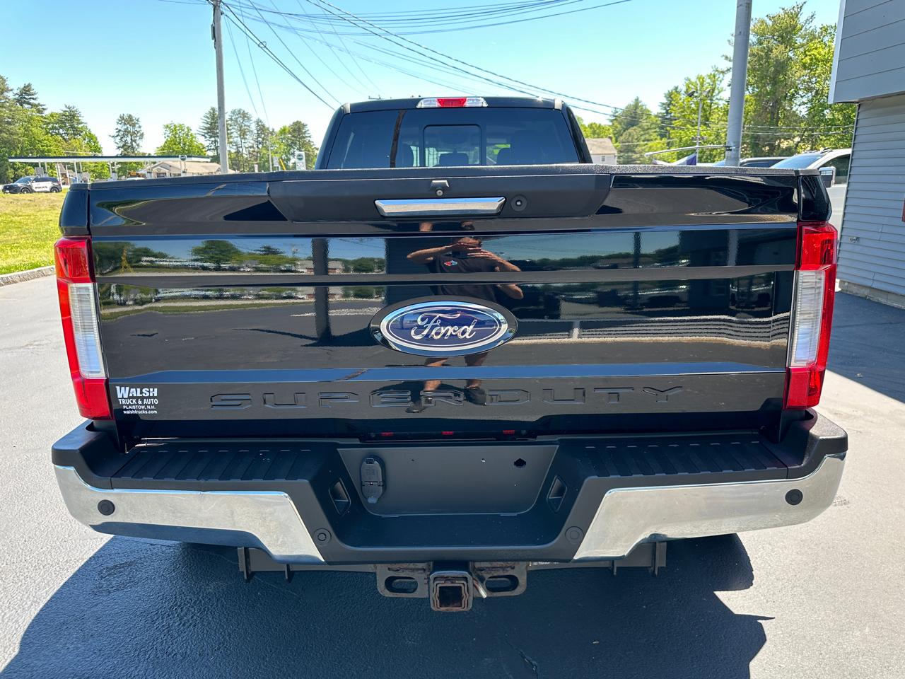 Ford F-350 SD Lariat Crew Cab Long Bed 4WD DRW 2017