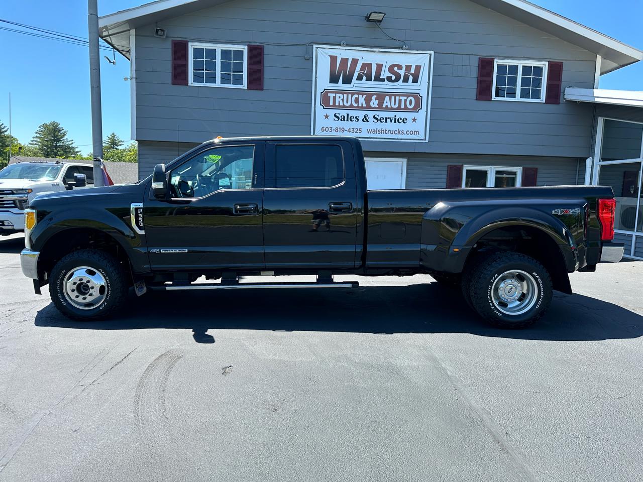 Ford F-350 SD Lariat Crew Cab Long Bed 4WD DRW 2017