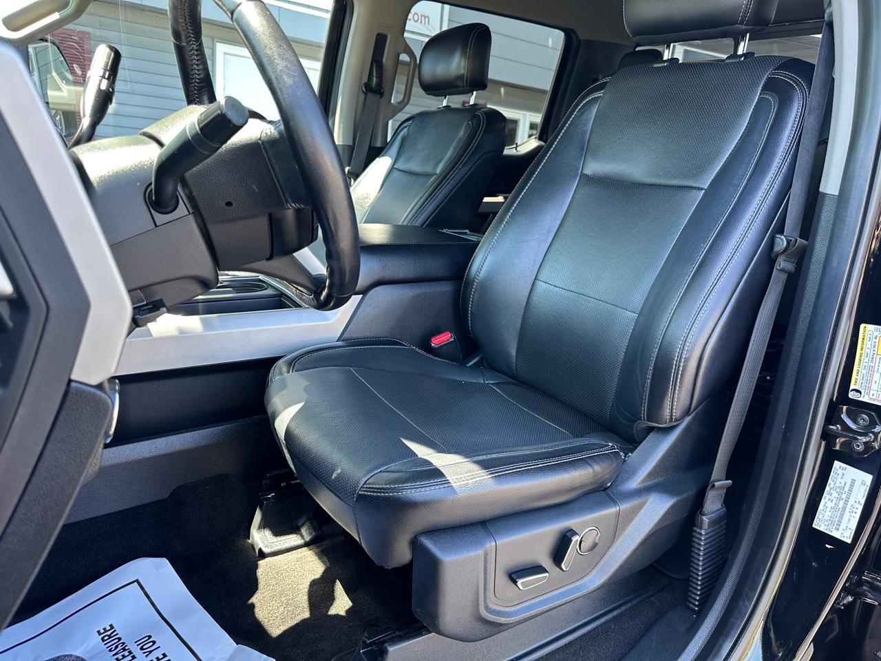 Ford F-350 SD Lariat Crew Cab Long Bed 4WD DRW 2017