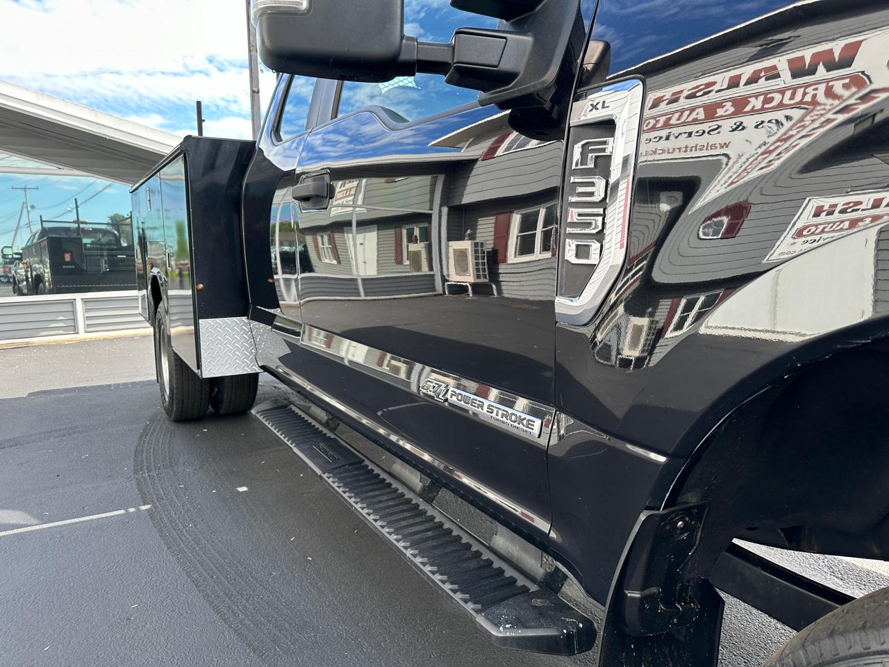 Ford F-350 SD XL SuperCab Long Bed 4WD DRW 2019