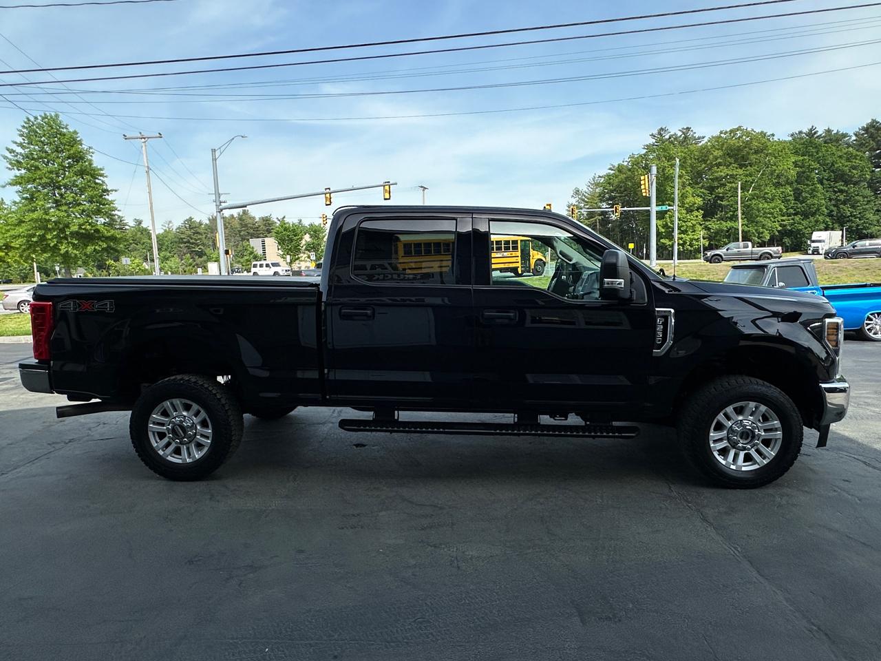 Ford F-250 SD XLT Crew Cab 4WD 2019