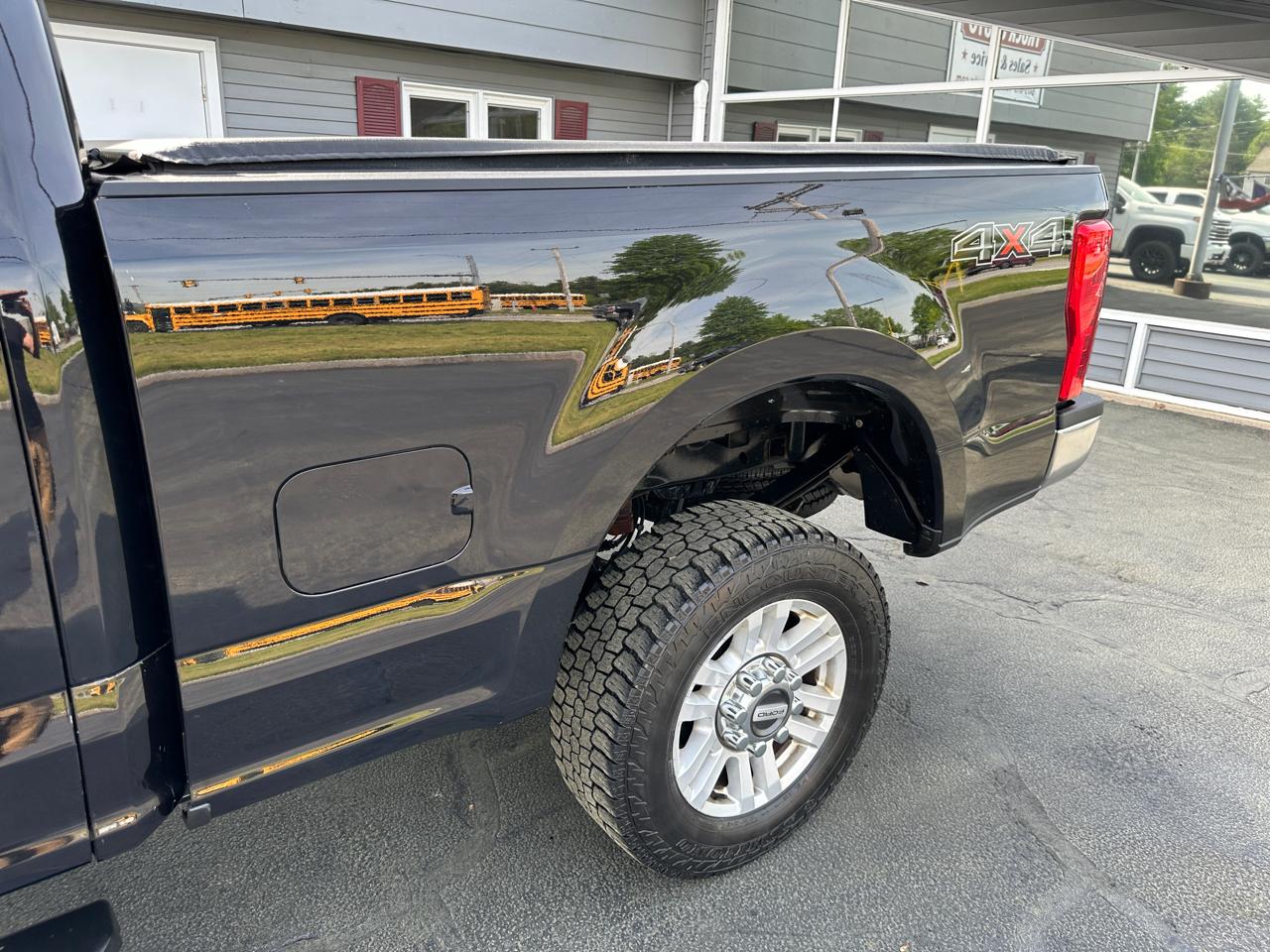 Ford F-250 SD XLT Crew Cab 4WD 2019