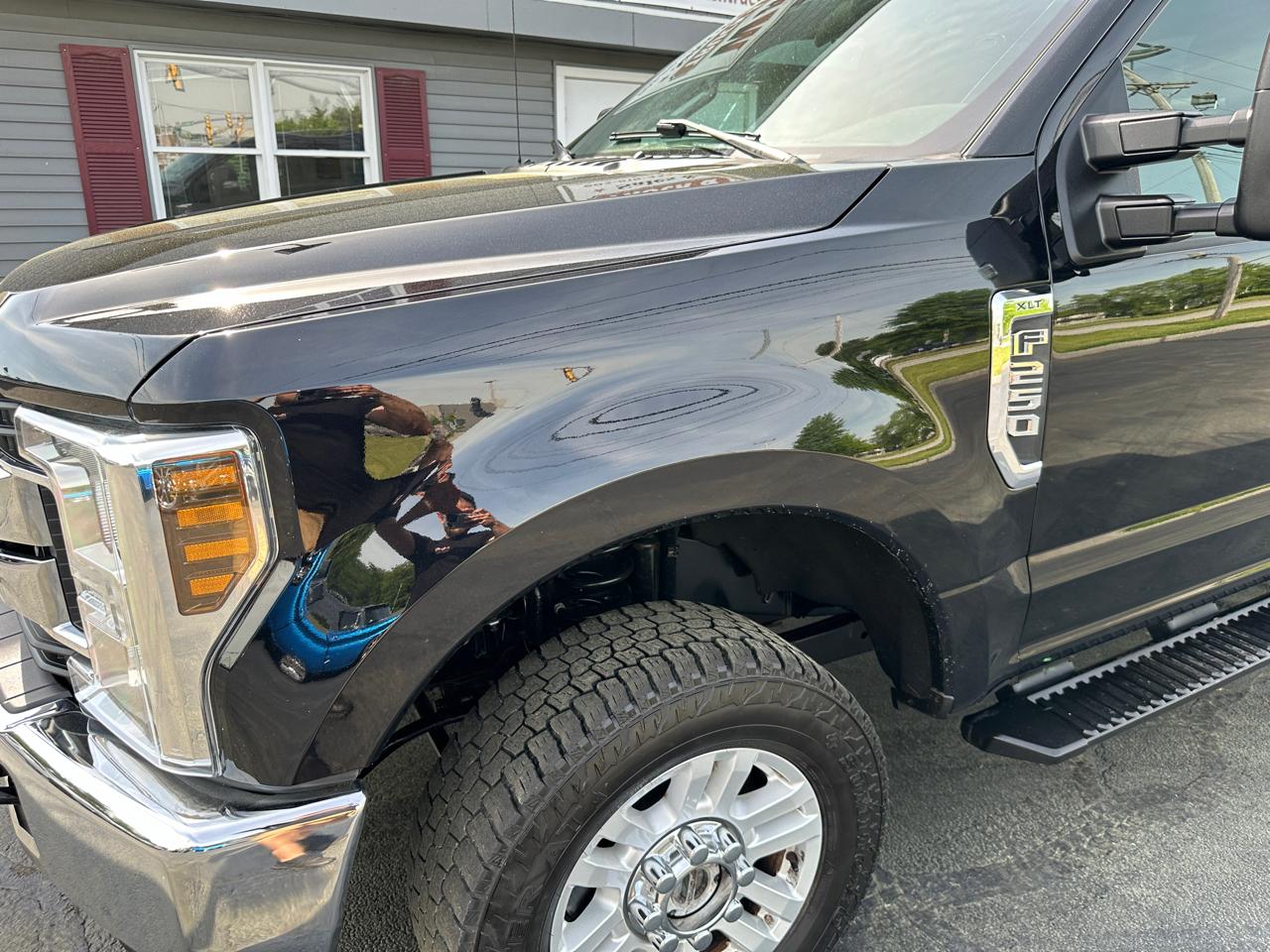 Ford F-250 SD XLT Crew Cab 4WD 2019