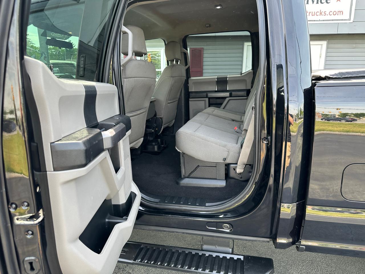 Ford F-250 SD XLT Crew Cab 4WD 2019