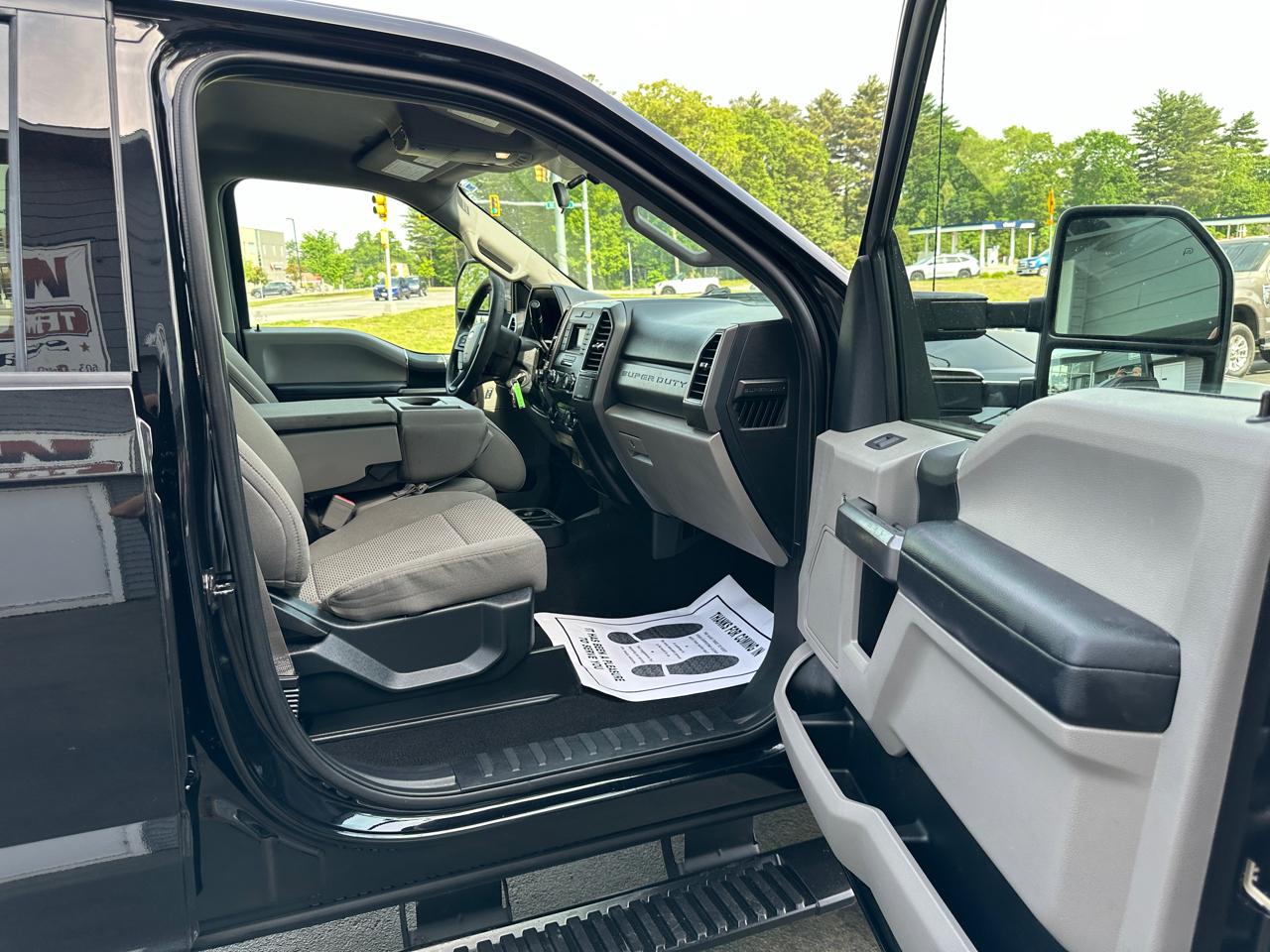 Ford F-250 SD XLT Crew Cab 4WD 2019