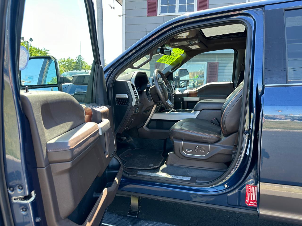Ford F-350 SD King Ranch Crew Cab 4WD 2017