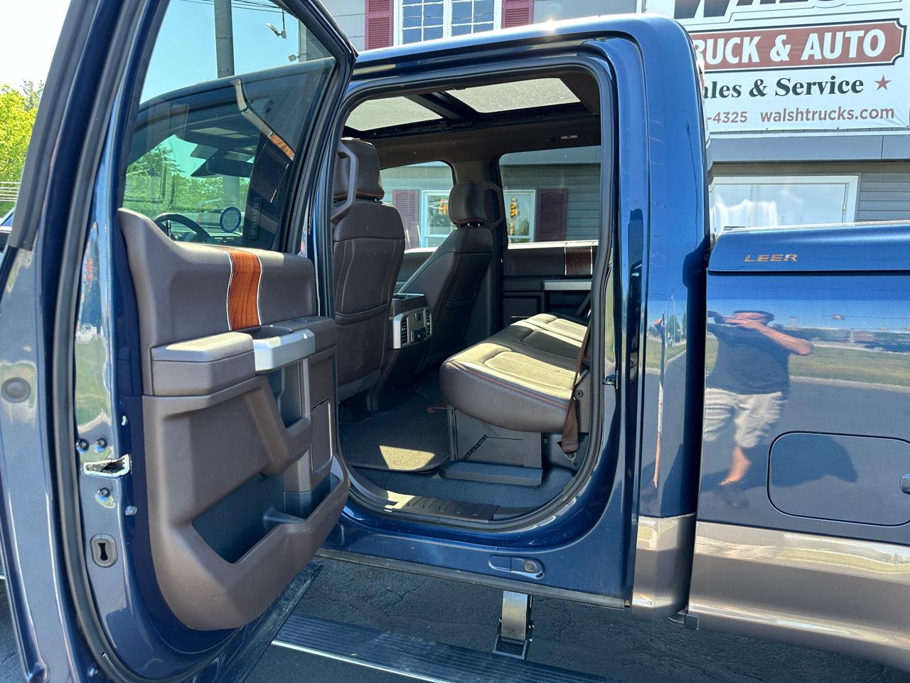 Ford F-350 SD King Ranch Crew Cab 4WD 2017