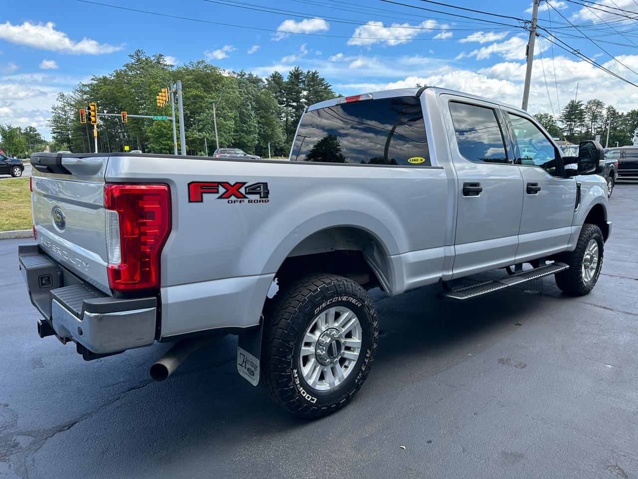 Ford F-250 SD XLT Crew Cab Short Bed 4WD 2019