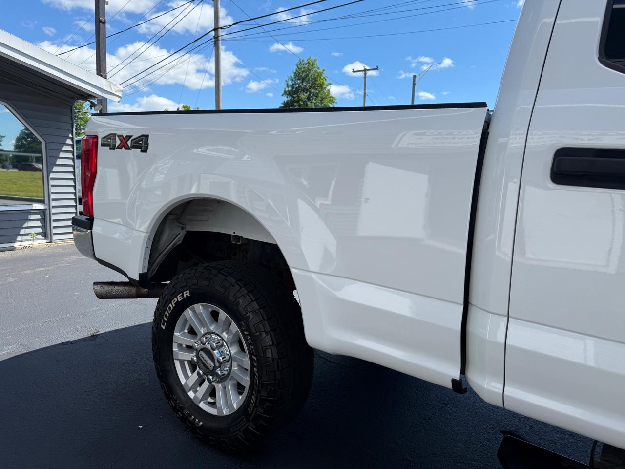 Ford F-250 SD XLT Crew Cab Short Bed 4WD 2019