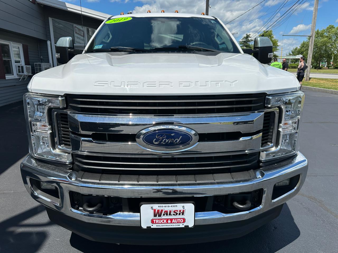 Ford F-250 SD XLT Crew Cab Short Bed 4WD 2019