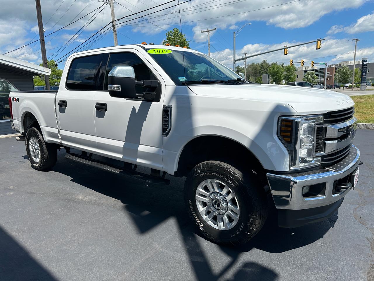 Ford F-250 SD XLT Crew Cab Short Bed 4WD 2019