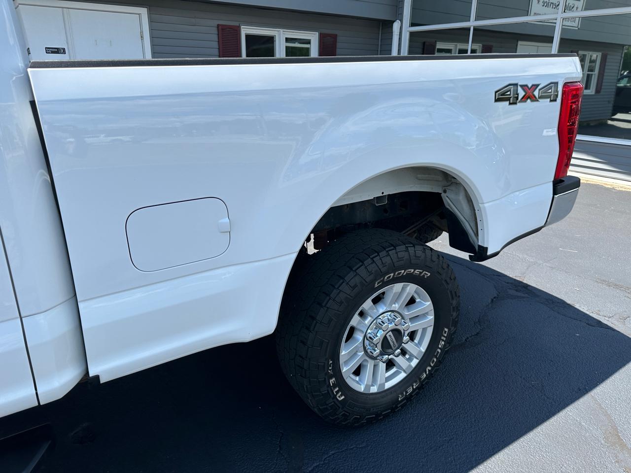 Ford F-250 SD XLT Crew Cab Short Bed 4WD 2019