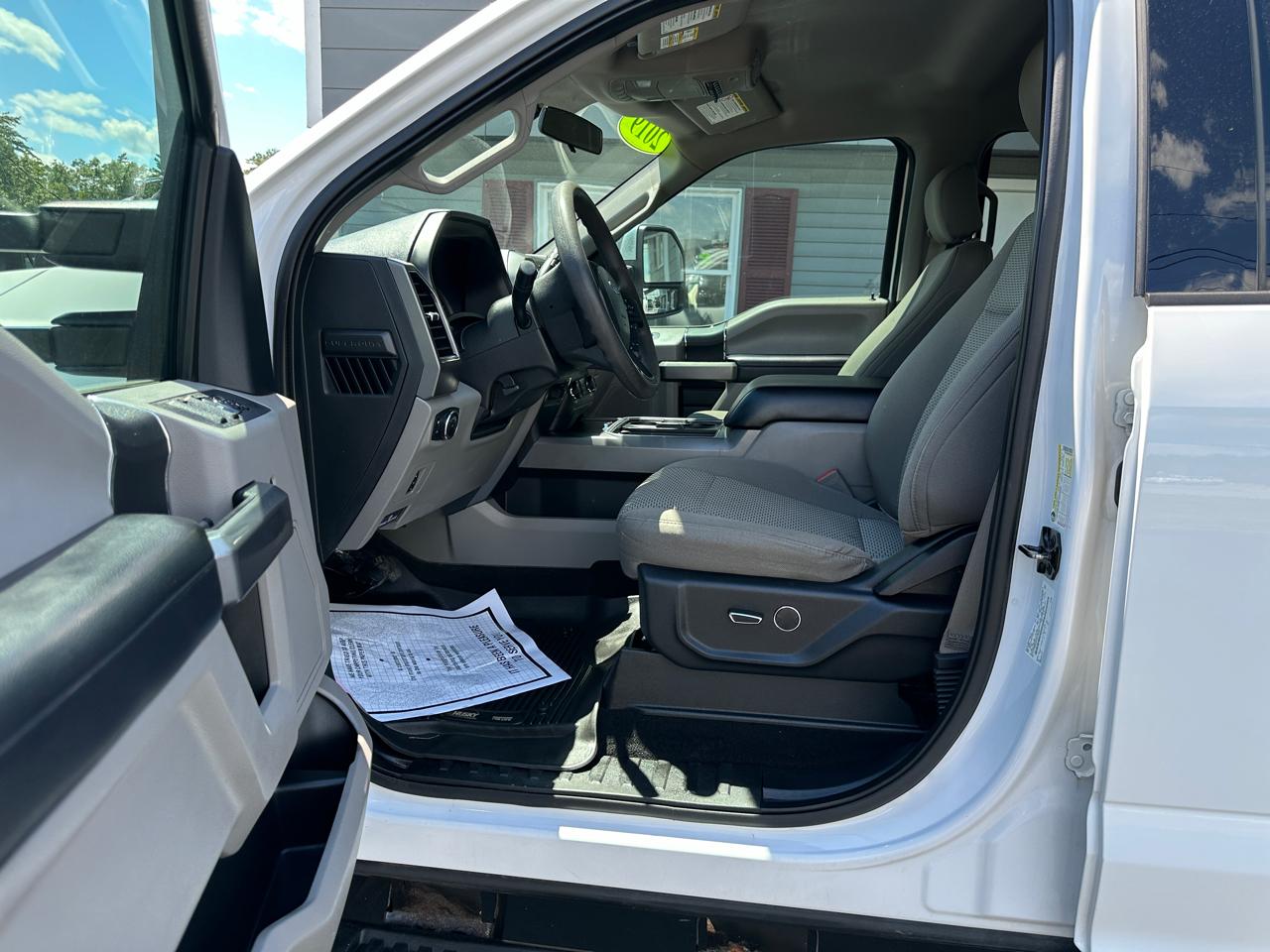 Ford F-250 SD XLT Crew Cab Short Bed 4WD 2019