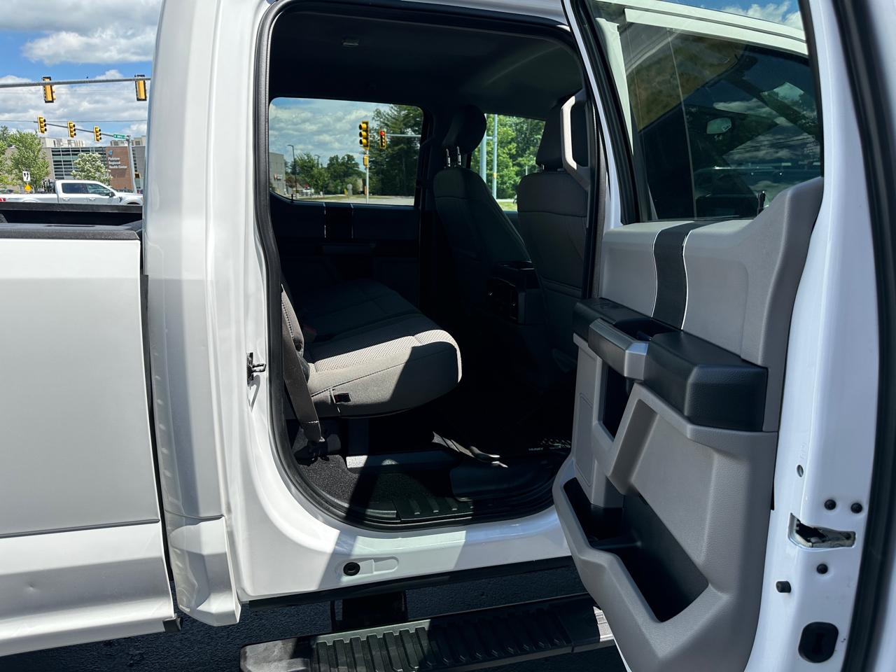 Ford F-250 SD XLT Crew Cab Short Bed 4WD 2019