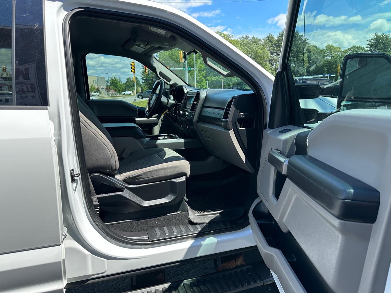 Ford F-250 SD XLT Crew Cab Short Bed 4WD 2019