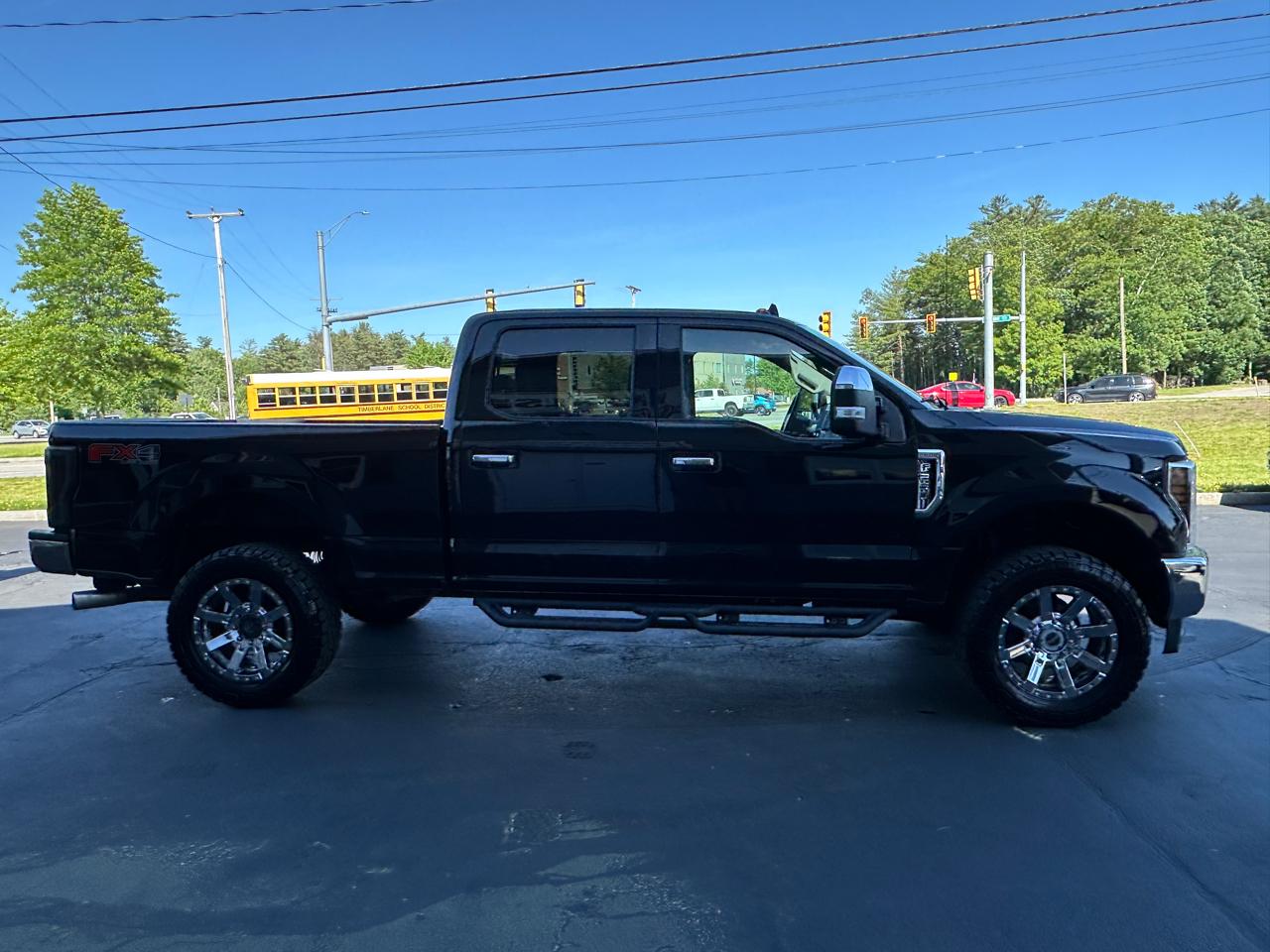 Ford F-250 SD Lariat Crew Cab 4WD 2019