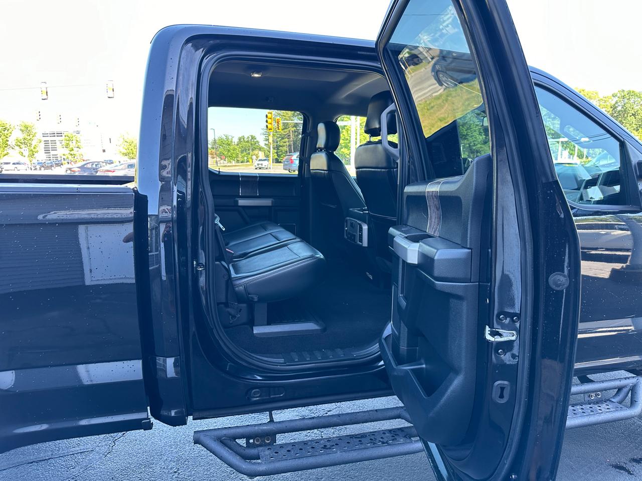 Ford F-250 SD Lariat Crew Cab 4WD 2019