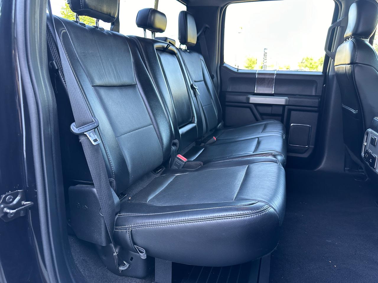 Ford F-250 SD Lariat Crew Cab 4WD 2019