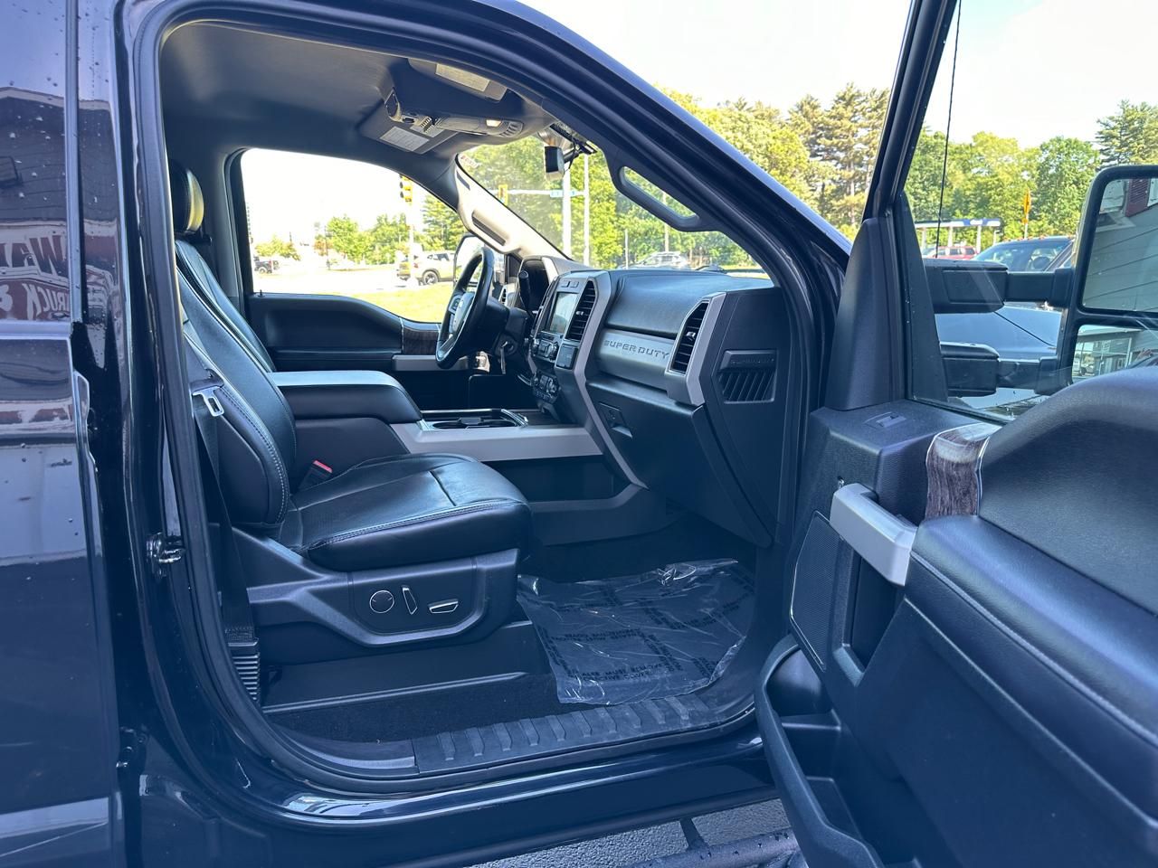 Ford F-250 SD Lariat Crew Cab 4WD 2019