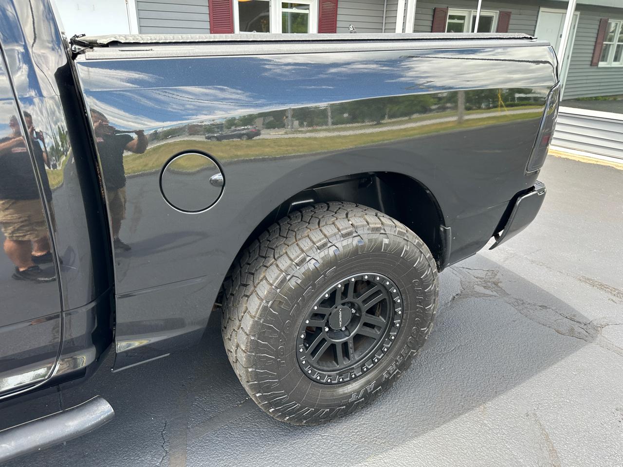RAM 1500 Classic Big Horn 4x4 Crew Cab 5'7" Box 2019