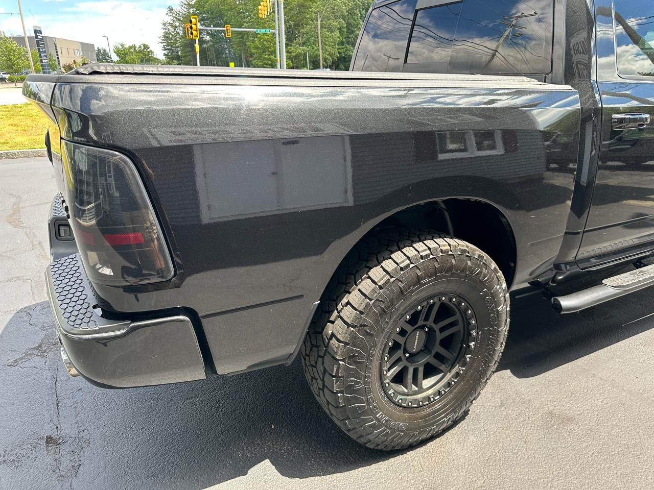 RAM 1500 Classic Big Horn 4x4 Crew Cab 5'7" Box 2019