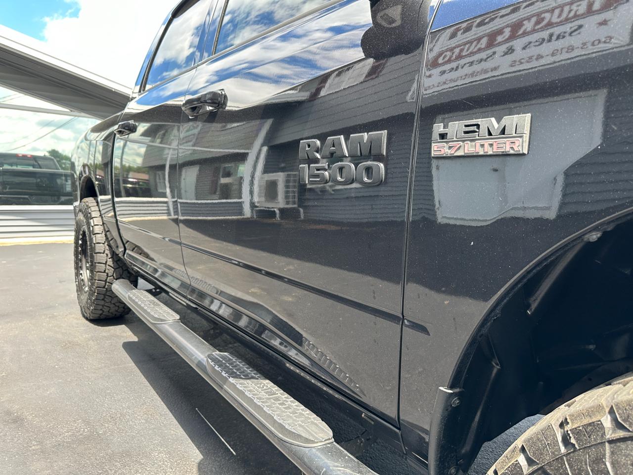 RAM 1500 Classic Big Horn 4x4 Crew Cab 5'7" Box 2019