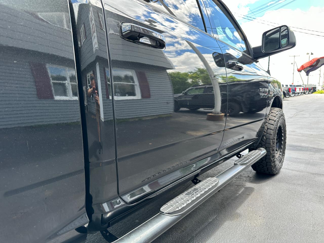 RAM 1500 Classic Big Horn 4x4 Crew Cab 5'7" Box 2019