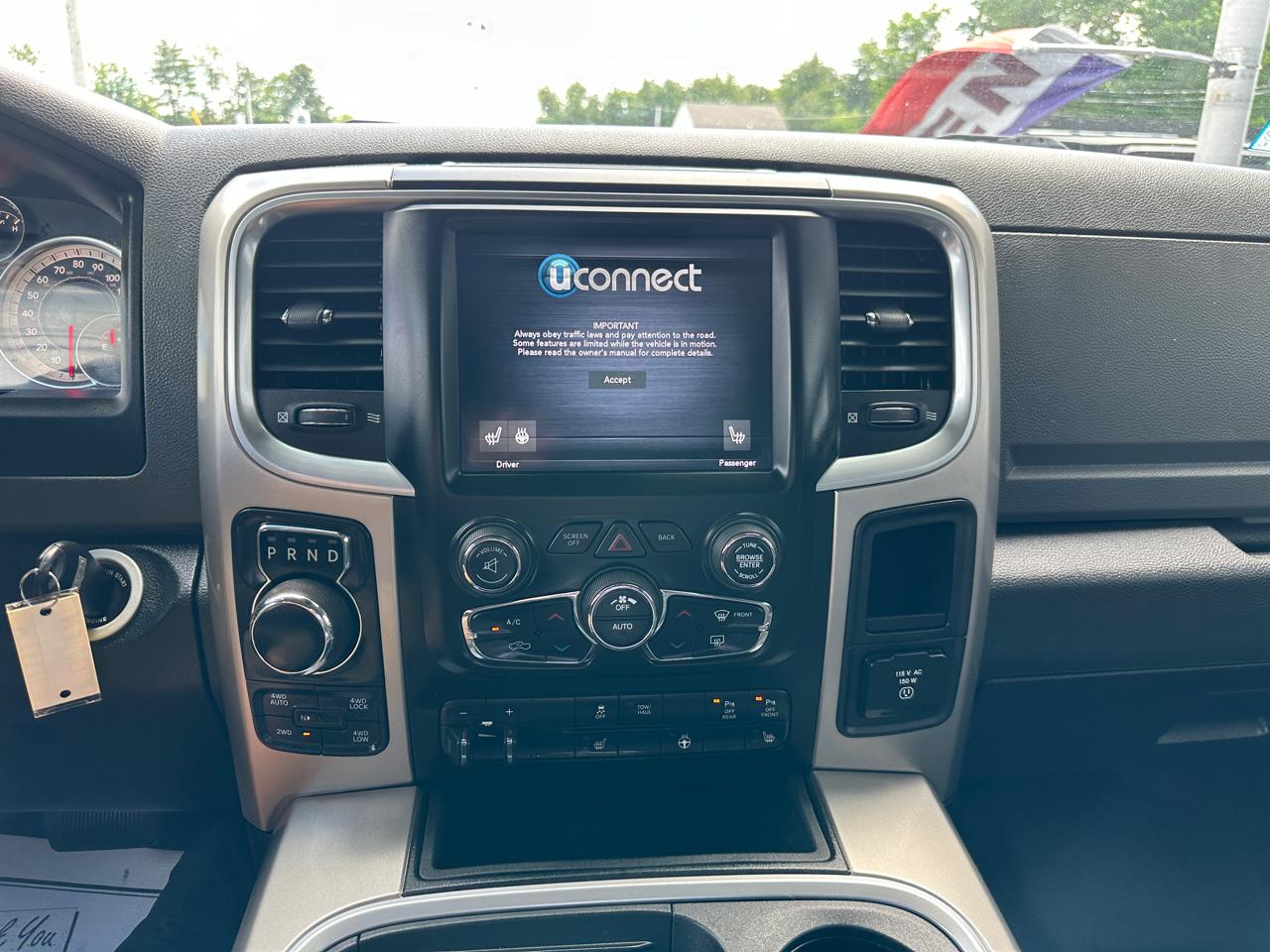 RAM 1500 Classic Big Horn 4x4 Crew Cab 5'7" Box 2019