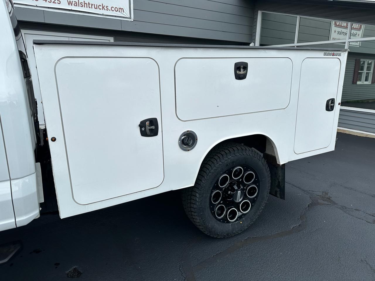 Ford F-250 SD XL SuperCab Long Bed 4WD 2023