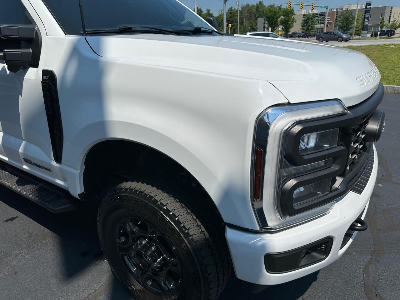 Ford F-250 SD XLT Crew Cab Short Bed 4WD 2024
