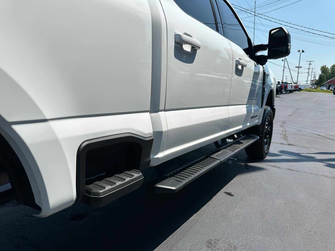 Ford F-250 SD XLT Crew Cab Short Bed 4WD 2024