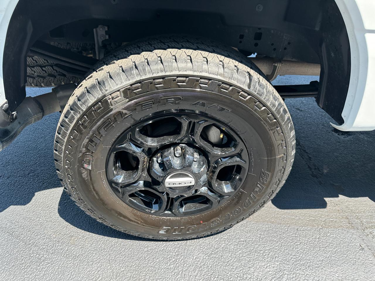 Ford F-250 SD XLT Crew Cab Short Bed 4WD 2024