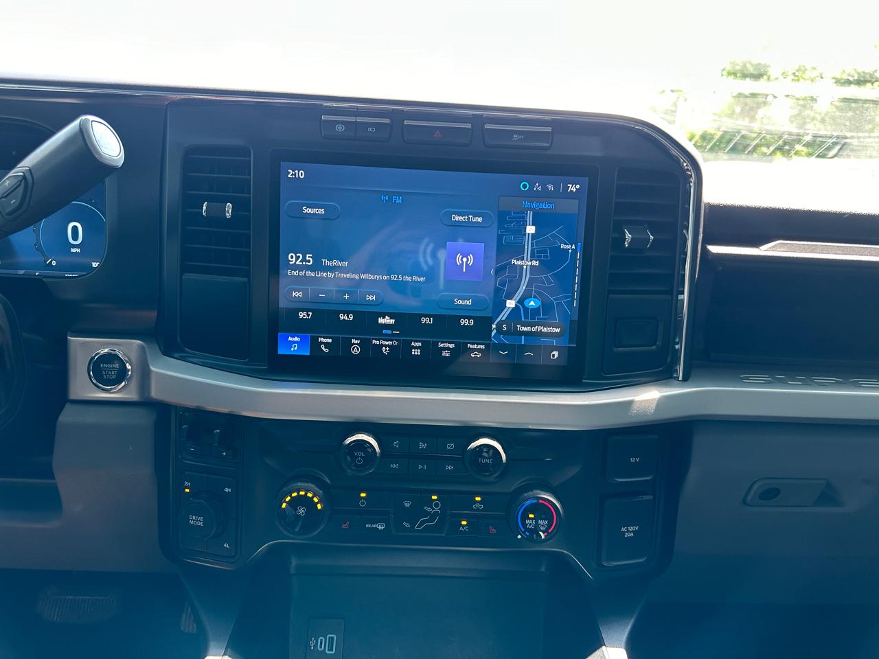 Ford F-250 SD XLT Crew Cab Short Bed 4WD 2024