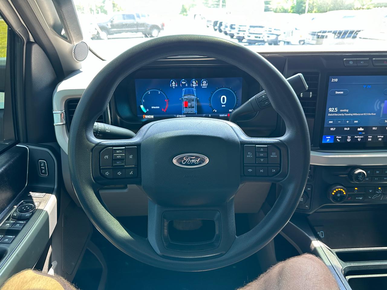Ford F-250 SD XLT Crew Cab Short Bed 4WD 2024