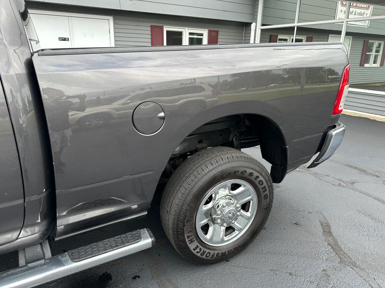 RAM 2500 Tradesman Crew Cab 4WD 2020