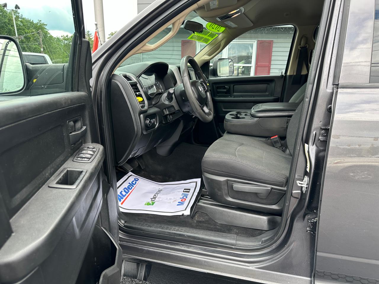 RAM 2500 Tradesman Crew Cab 4WD 2020