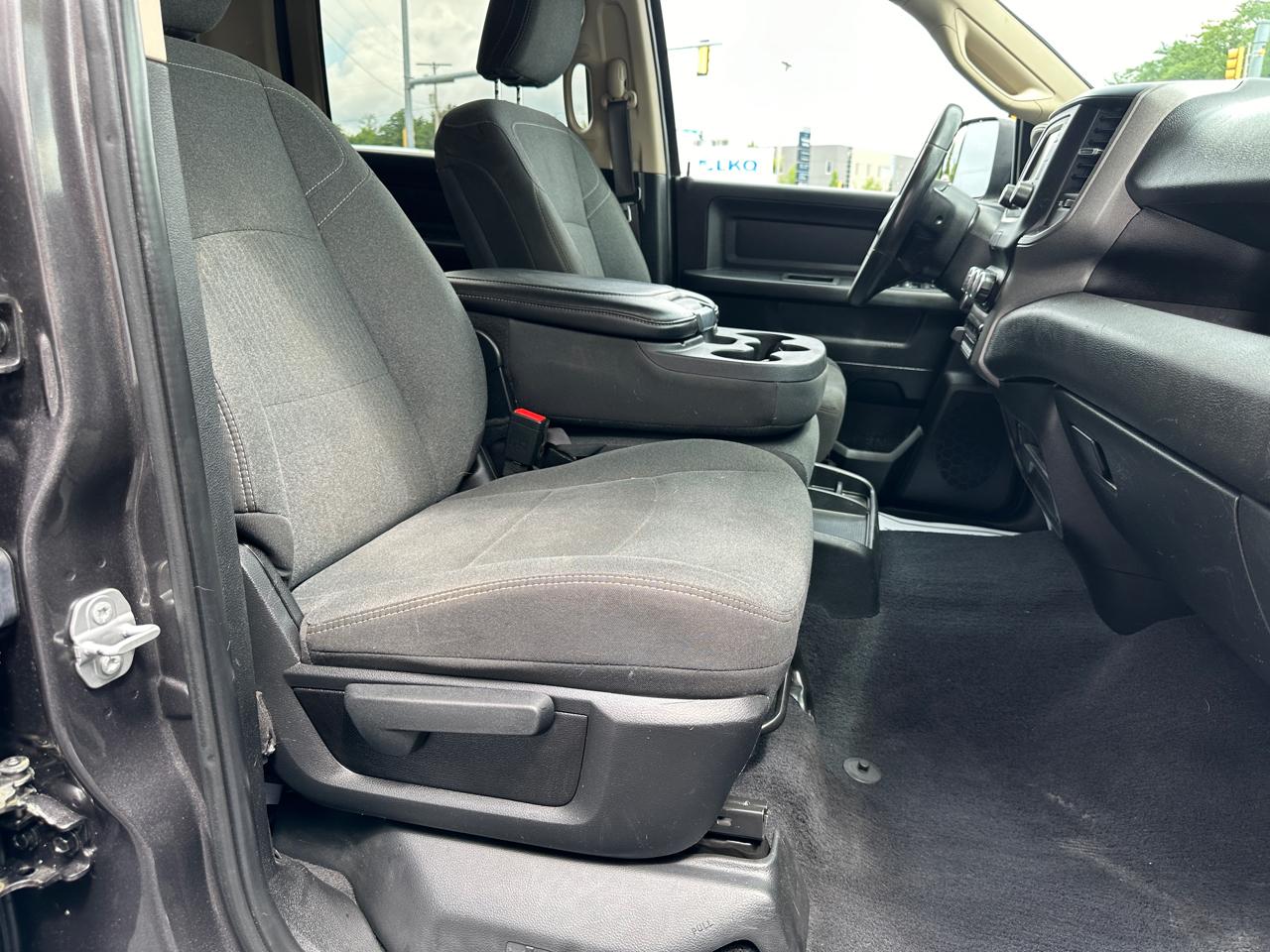 RAM 2500 Tradesman Crew Cab 4WD 2020